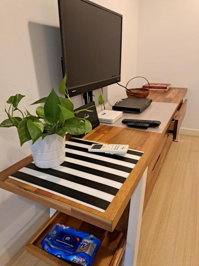Woodsbury Suites Ikea House Butterworth Penang Extérieur photo